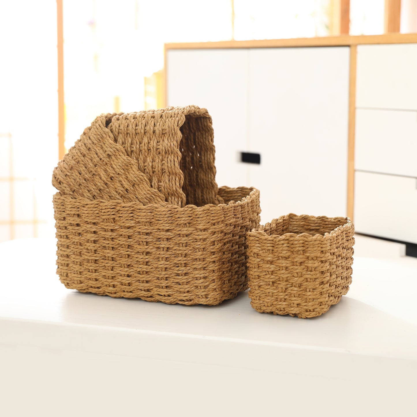 4pcs Handwoven Storage Bins Organizer 4pcs Set Handwoven Paper Rope Storage Bins, Vintage Style Multipurpose Organizer Baskets for Clothing, Desktop Sundries, And Cosmetics, Various Sizes, Storage Bins for Home Organization